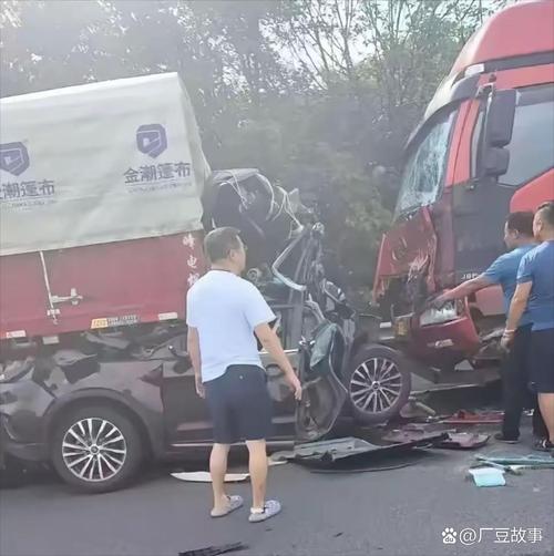 事故发生后，经交管部门认定大货车全责——交通事故索赔代理咨询全指南